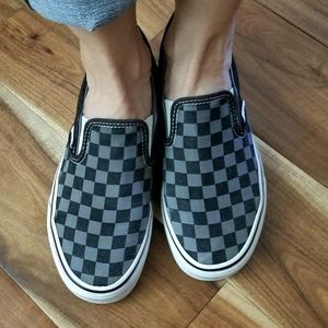 Vans checkered LIKE NEW slip-ons EUC PRICE FIRM